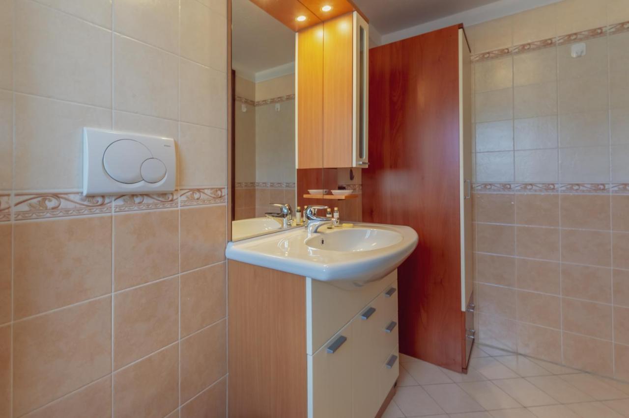 Apartment Pontal 6 - Relax E Vista Sulle Montagne - Cour 0143 Courmayeur